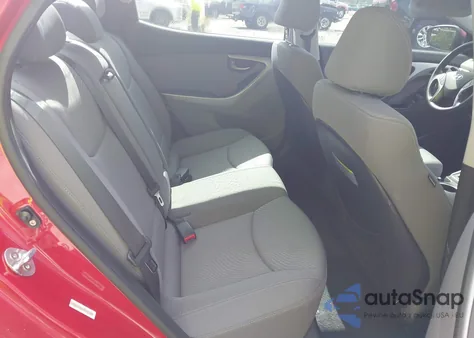 2015 Hyundai Elantra Se z USA, uszkodzony, nr VIN KMHDH4AE6FU351035